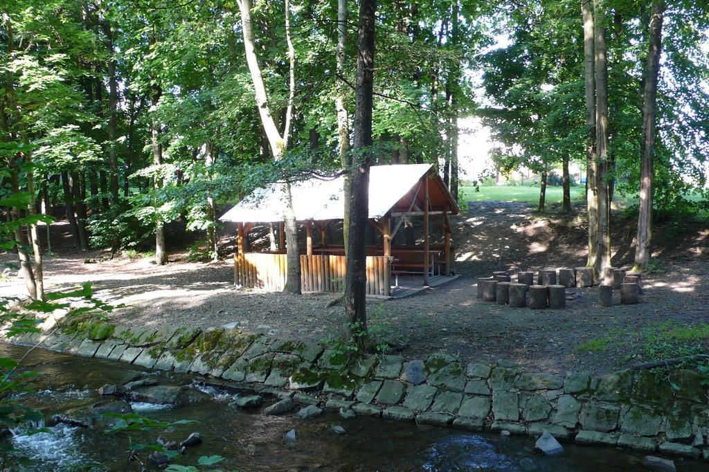 Hotel Lisci Mlyn Frenštát pod Radhoštěm Zimmer foto
